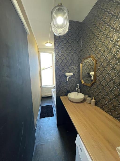 Appartement Spacieux A Deux Pas Du Centre رانس المظهر الخارجي الصورة